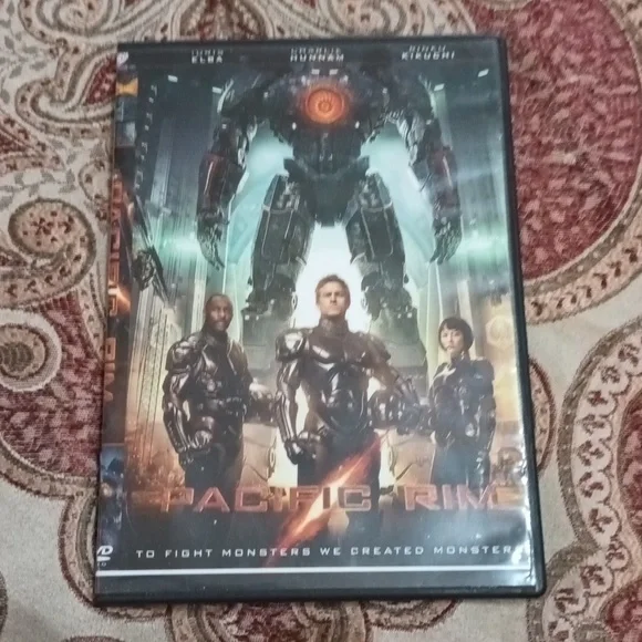 Pacific Rim DVD - Picture 2 of 4